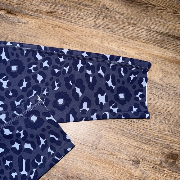 OFFLINE by Aerie • High Waisted 7/8 Leggings - Picture 8 of 9